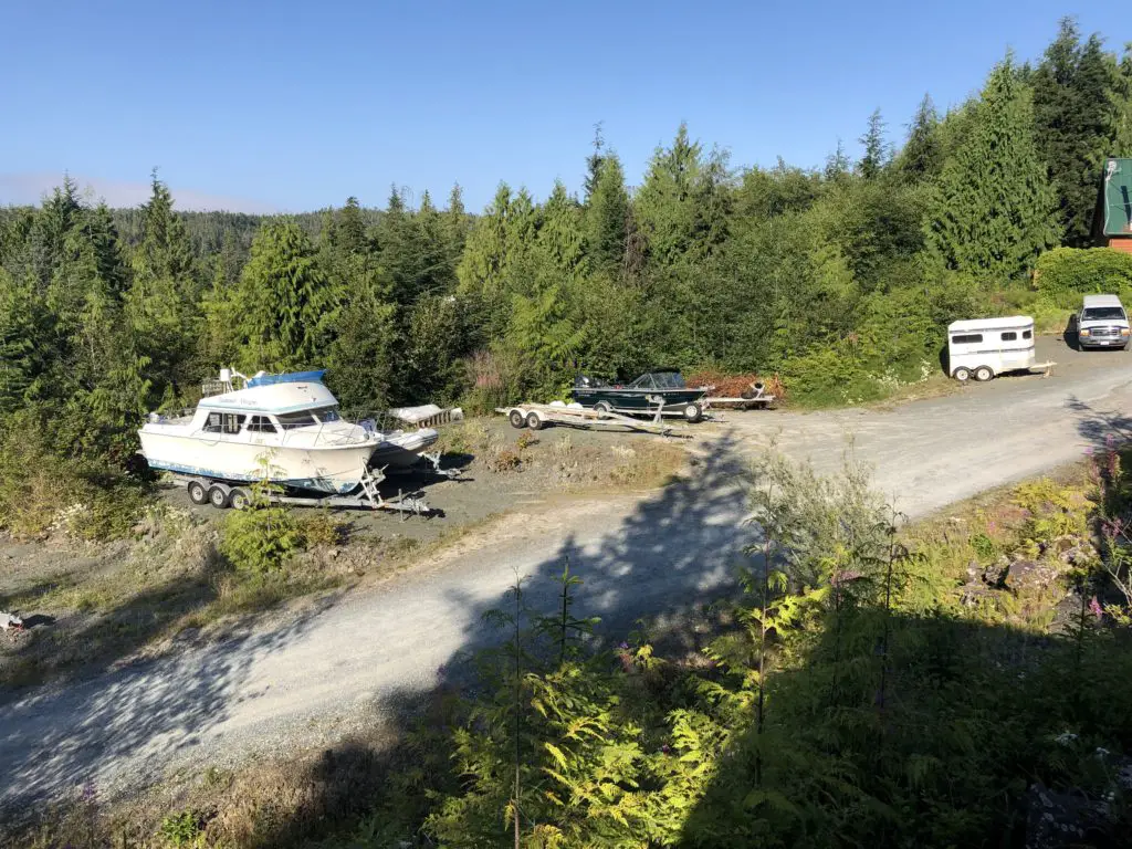 Area to park your boat at Bear Cove