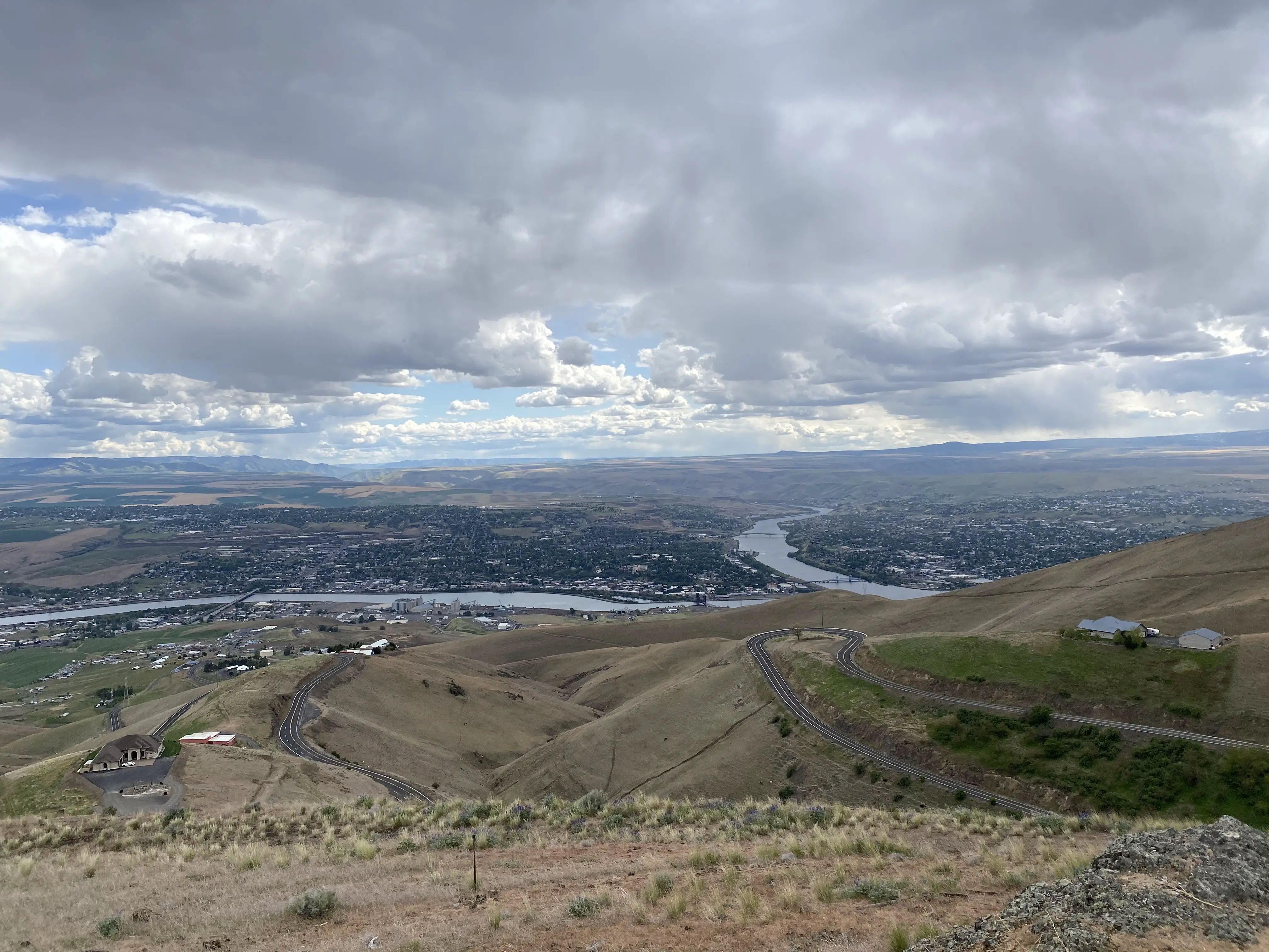 View from north of Clarkston / Lewiston looking south towards the Clearwater / Snake confluence