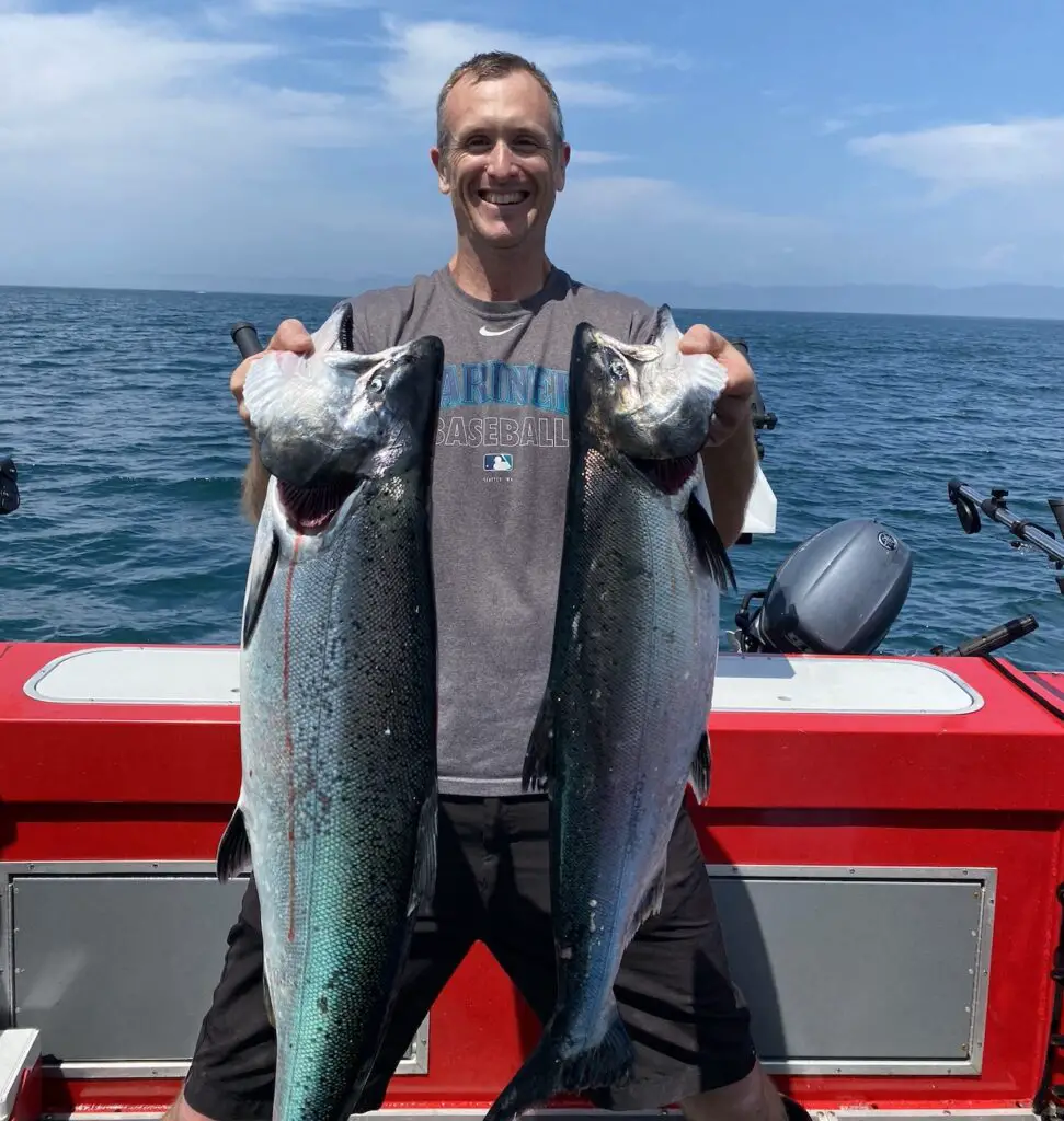 Sekiu chinook king 16 and 8 lbs salmon
